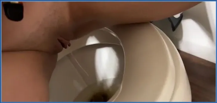 Kaitlyn Katsaros låter creampien rinna ut igen - fetischvideo