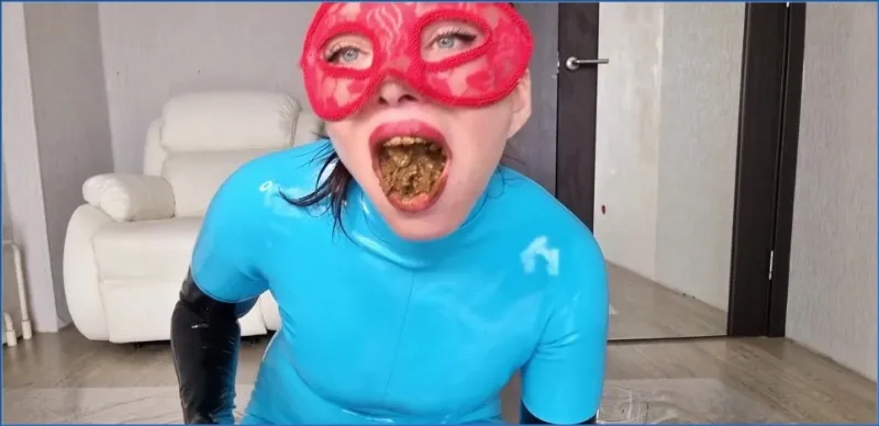 Scatlina i latexoutfit leker med 11 laddningar bajs del 1 - fetischvideo