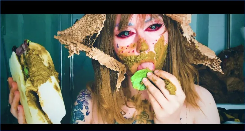 Sweet Betty Parlour leker smutsigt med grönsaker och bajs - fetischvideo